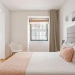 Apartment Stay In Santos Neighborhood, Lisbons Most Trendy Area *