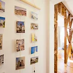 Stay In Santos Neighborhood, Lisbons Most Trendy Area Apartment