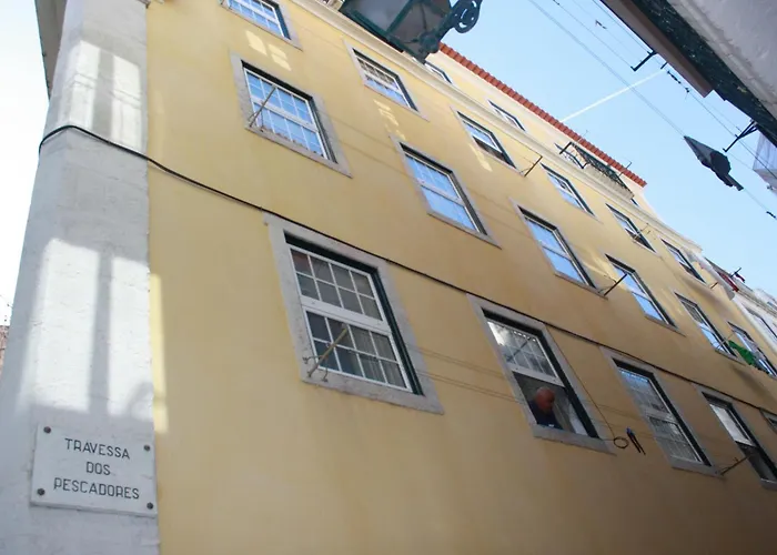 Stay In Santos Neighborhood, Lisbons Most Trendy Area Lejlighed